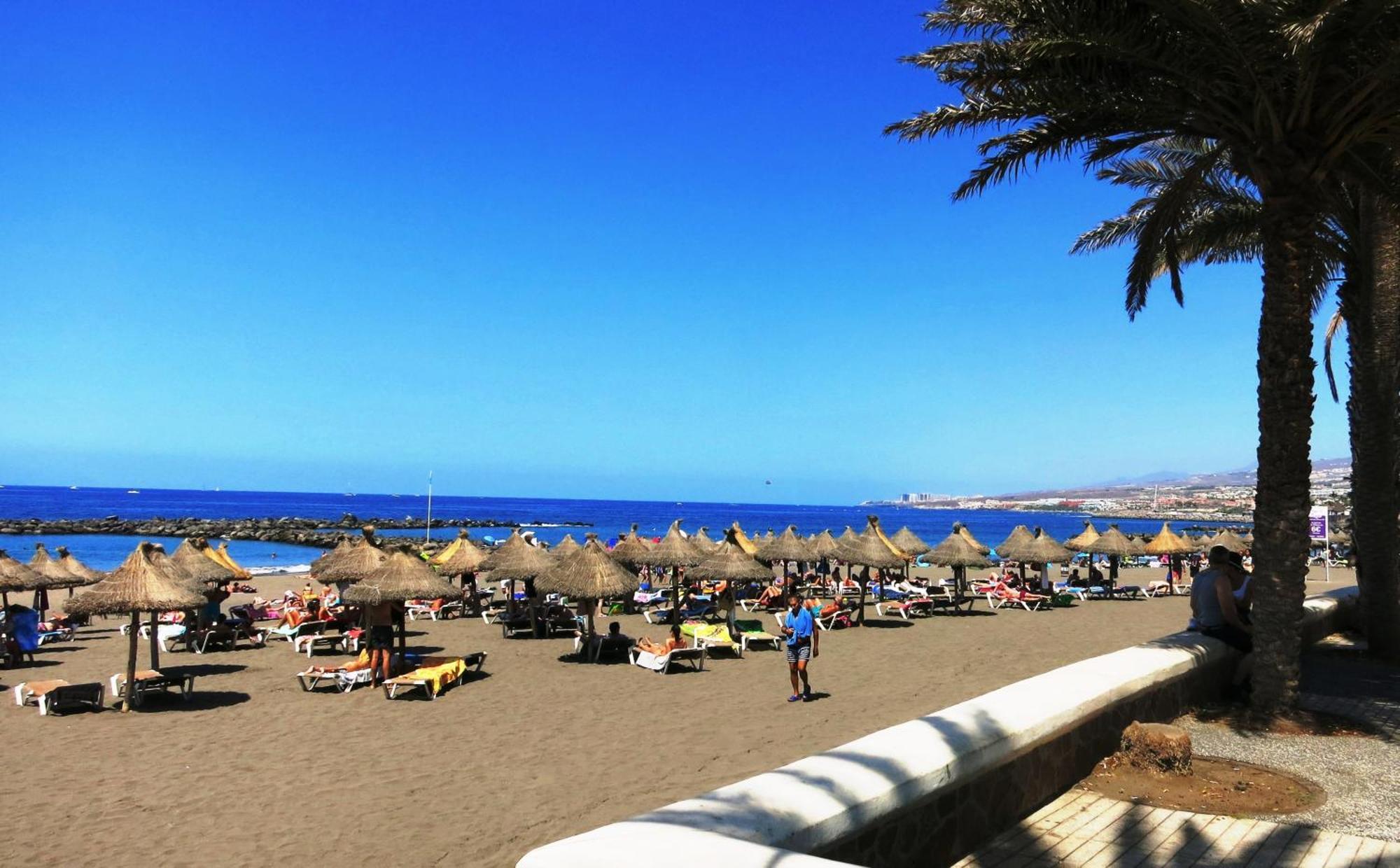 Blue Bay Paradise - Beach Front Apartment With Sea View Плайя-Параисо Экстерьер фото